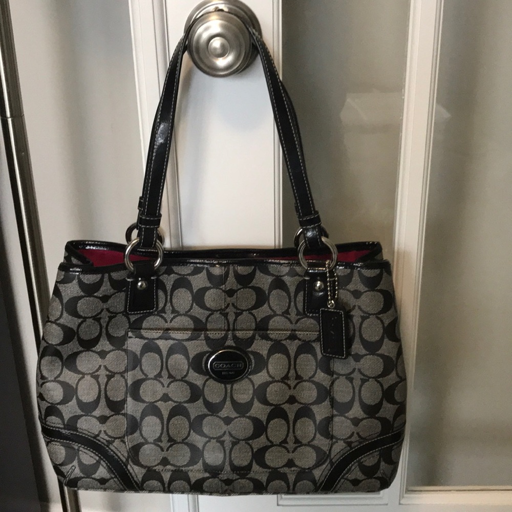 Coach F18923 Peyton Shopper